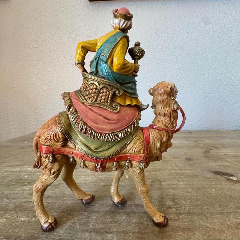 Fontanini Vintage Magi Wisemen Kings on Camels 6.5” Nativity - Picture 8 of 9